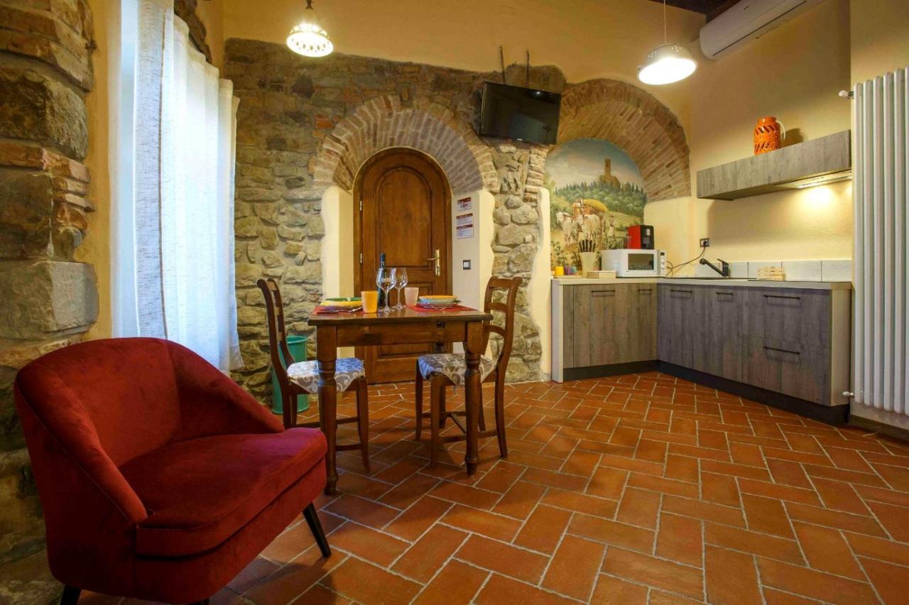 Casa Vacanze Matelda Poppi Esterno foto